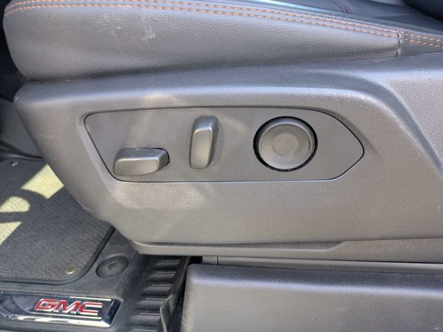 Used 2025 GMC Sierra 2500 AT4 w/ AT4 Premium Plus Package AWD/4WD image 22