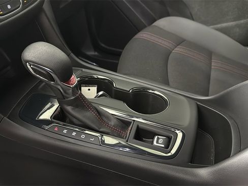 Used 2024 Chevrolet Equinox RS image 22