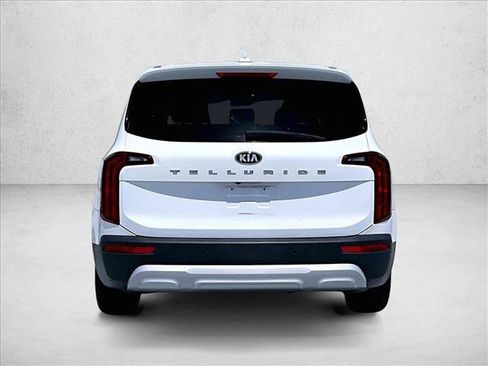 Used 2021 Kia Telluride LX FWD image 4