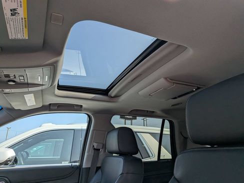 Used 2019 Chevrolet Tahoe LT AWD/4WD image 12