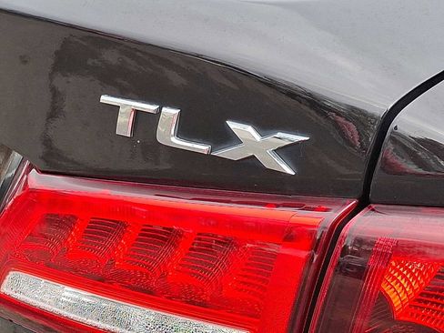 Used 2017 Acura TLX w/ Technology Package image 24