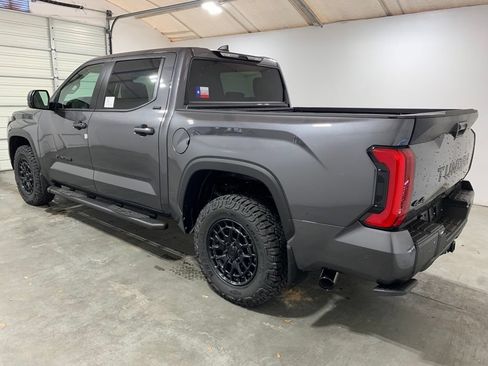 Used 2025 Toyota Tundra SR5 AWD/4WD image 2