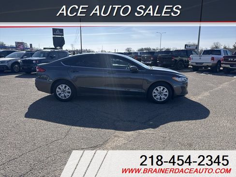 Used 2020 Ford Fusion S image 6