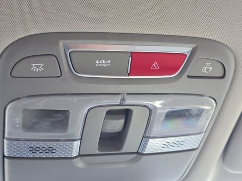 Used 2024 Kia Telluride S w/ S Sunroof Package FWD image 24
