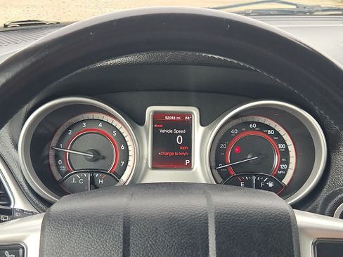 Used 2020 Dodge Journey SE w/ SE Popular Equipment Group FWD image 19