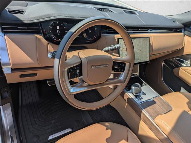 New 2026 Land Rover Range Rover SE AWD/4WD image 3