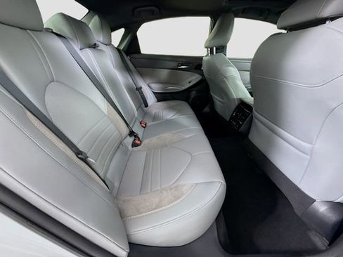 Certified 2020 Toyota Avalon Touring w/ Advanced Safety Package FWD image 28