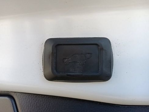 Used 2024 Toyota RAV4 XLE w/ Convenience Package AWD/4WD image 33