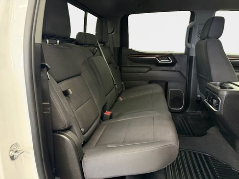 Used 2025 GMC Sierra 1500 Elevation w/ Preferred Package AWD/4WD image 11