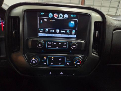 Used 2018 Chevrolet Silverado 1500 LT RWD image 50