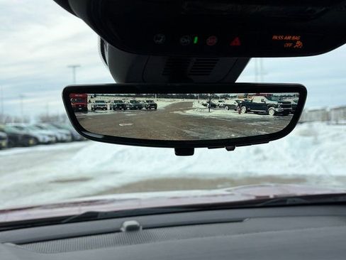 Used 2025 Chevrolet Equinox LT w/ Convenience Package II image 29