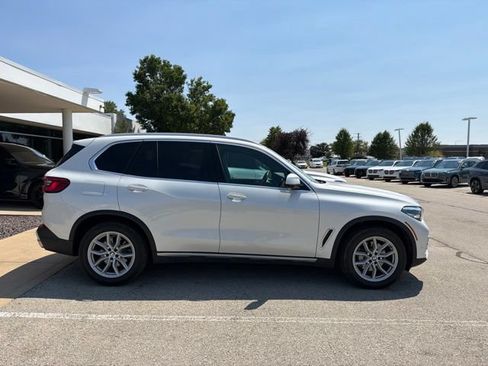 Used 2019 BMW X5 xDrive40i AWD/4WD image 4