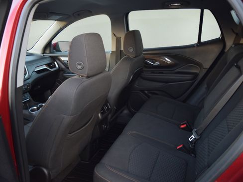 Used 2018 GMC Terrain SLE w/ Driver Convenience Package image 6