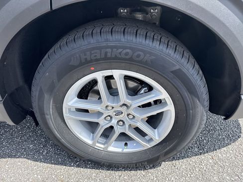 New 2026 Ford Explorer Active image 19