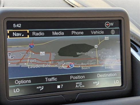 Used 2020 Aston Martin DB11 Volante image 8