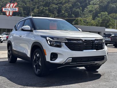 New 2025 Kia Seltos EX w/ EX Sunroof Package