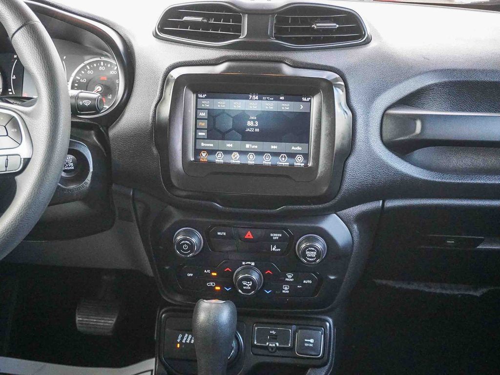 Used 2021 Jeep Renegade Sport AWD/4WD image 16