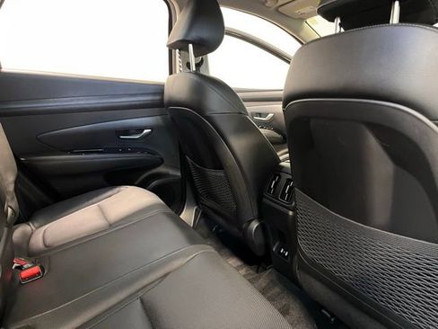 Used 2025 Hyundai Tucson Limited image 13