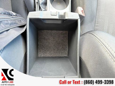 Used 2013 Toyota Corolla S image 25