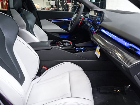 New 2027 BMW M5 Touring AWD/4WD image 19