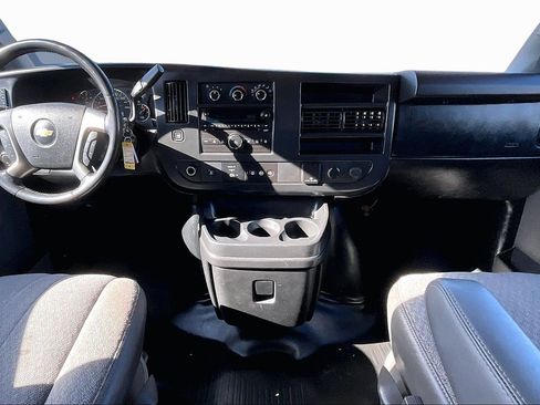 Used 2016 Chevrolet Express 3500 LT w/ LT Preferred Equipment Group image 12