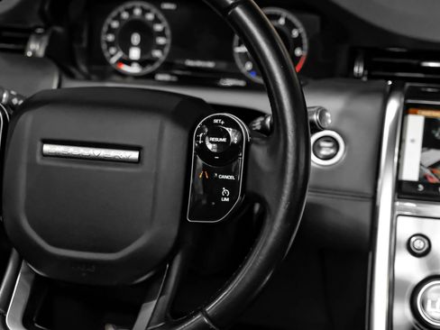 Used 2020 Land Rover Discovery Sport SE AWD/4WD image 20