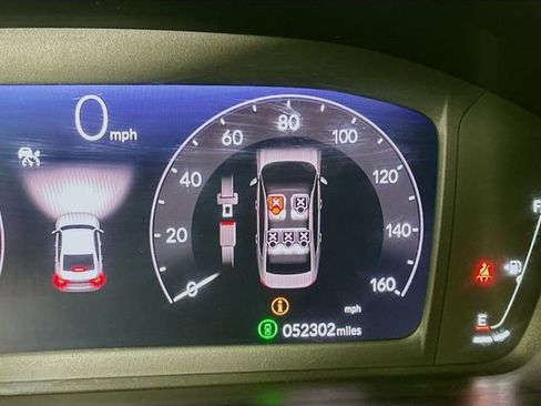 Certified 2023 Honda Accord EX image 5