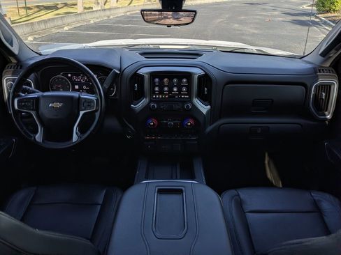 Used 2019 Chevrolet Silverado 1500 LTZ image 16