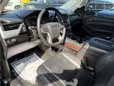 Used 2016 GMC Yukon XL SLT RWD image 18
