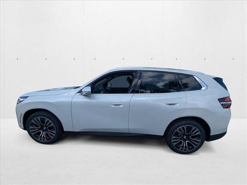 Used 2025 BMW X3 xDrive30i w/ Convenience Package image 5