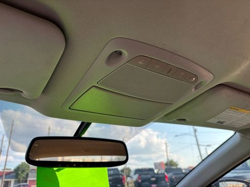 Used 2016 Nissan Maxima SR image 11