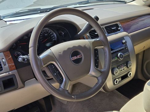Used 2007 GMC Yukon SLE RWD image 16