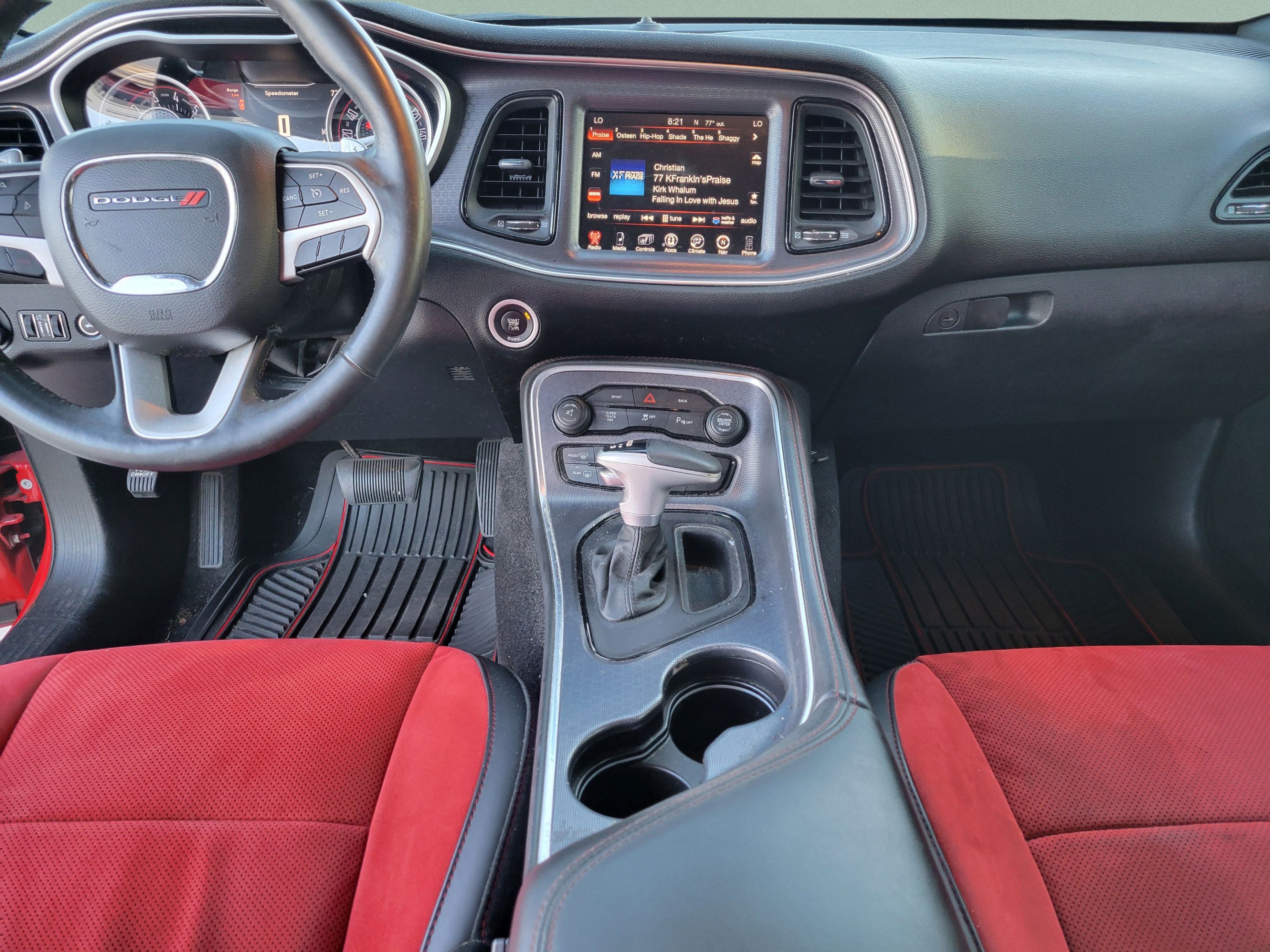 Used 2015 Dodge Challenger R/T Plus RWD image 8