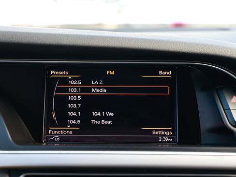 Used 2014 Audi A4 2.0T Premium image 34