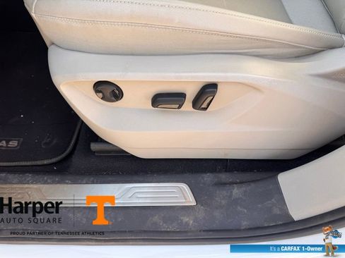 Used 2023 Volkswagen Atlas SE w/ Panoramic Sunroof Package image 18