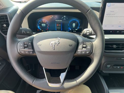 New 2025 Ford Bronco Sport Heritage w/ Convenience Package image 16