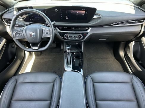 Used 2025 Buick Envista Sport Touring w/ Convenience I Package FWD image 21