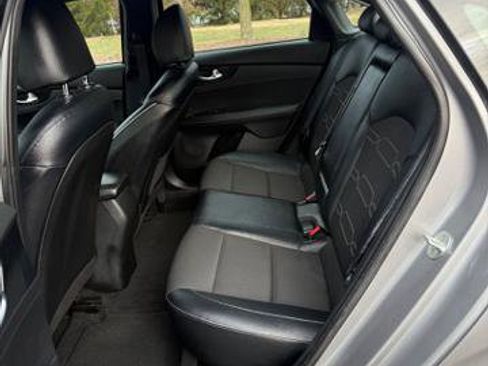 Used 2023 Kia Forte GT-Line w/ GT-Line Premium Package image 10