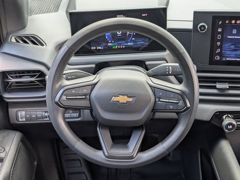 Used 2024 Chevrolet Silverado EV W/T AWD/4WD image 23