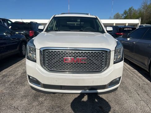 Used 2016 GMC Yukon Denali w/ Open Road Package AWD/4WD image 2
