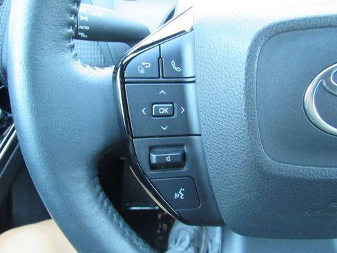 Used 2023 Toyota bZ4X Limited image 36