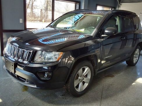 Used 2012 Jeep Compass Latitude image 8