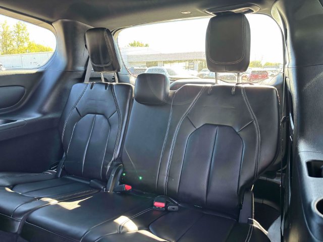 Used 2023 Chrysler Pacifica Touring-L w/ S Appearance Package FWD image 28
