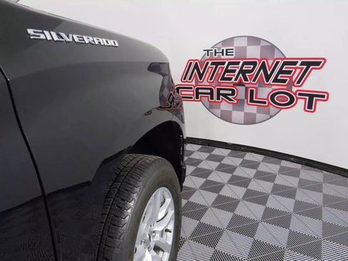 Used 2019 Chevrolet Silverado 1500 RST w/ All-Star Edition image 33