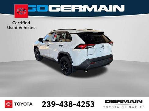 Used 2025 Toyota RAV4 XLE w/ Convenience Package image 5