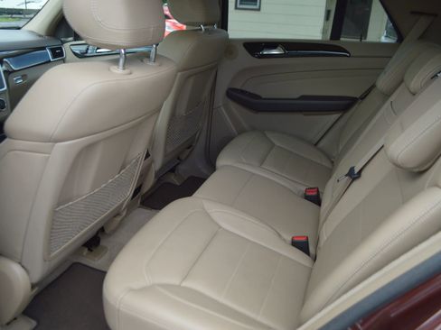 Used 2015 Mercedes-Benz ML 350 4MATIC image 19