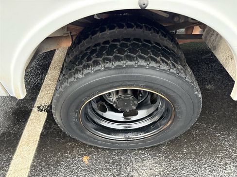 Used 2012 Ford F450 XL image 9