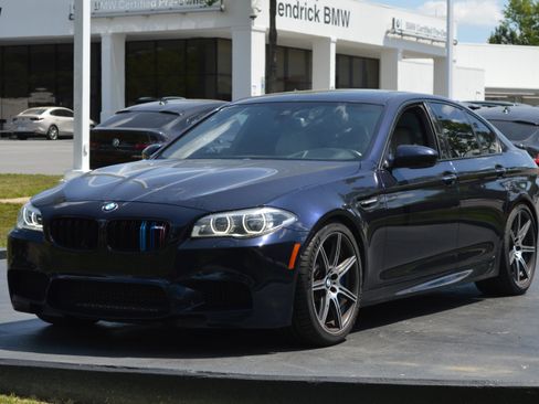 Used 2014 BMW M5 image 7