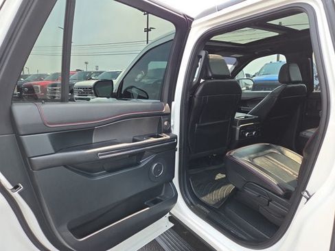 Used 2021 Ford Expedition Max Limited AWD/4WD image 12