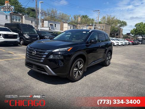 Used 2025 Nissan Rogue SL w/ Tech Package AWD/4WD image 3